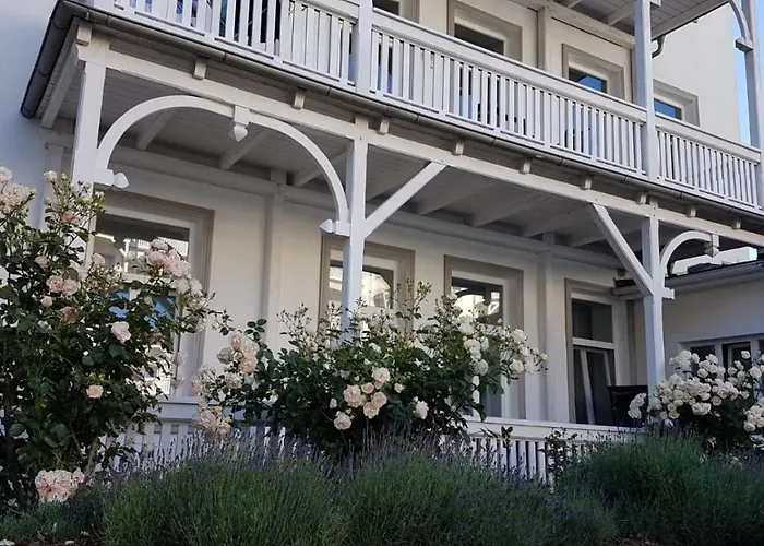 Ferienwohnung Im Ostseebad Goehren In Strandnaehe, Kurhaus Nordstrand,Naehe Binz Und Sellin