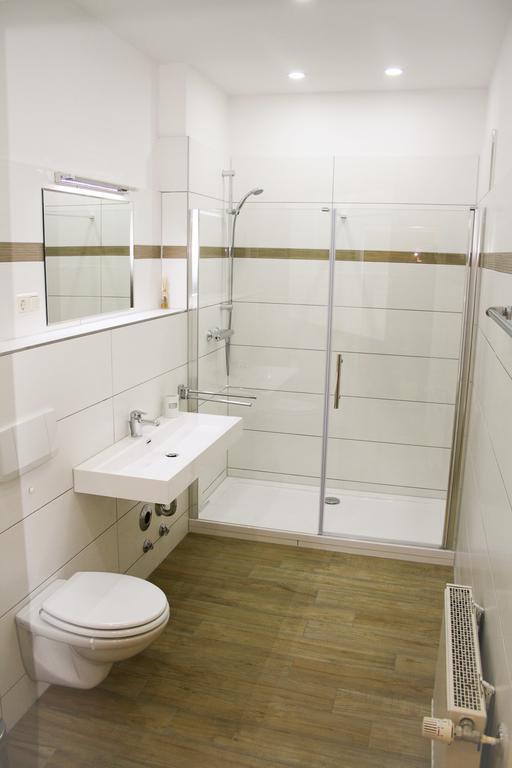 Im Ostseebad Goehren In Strandnaehe, Kurhaus Nordstrand,naehe Binz Und Sellin Apartment *