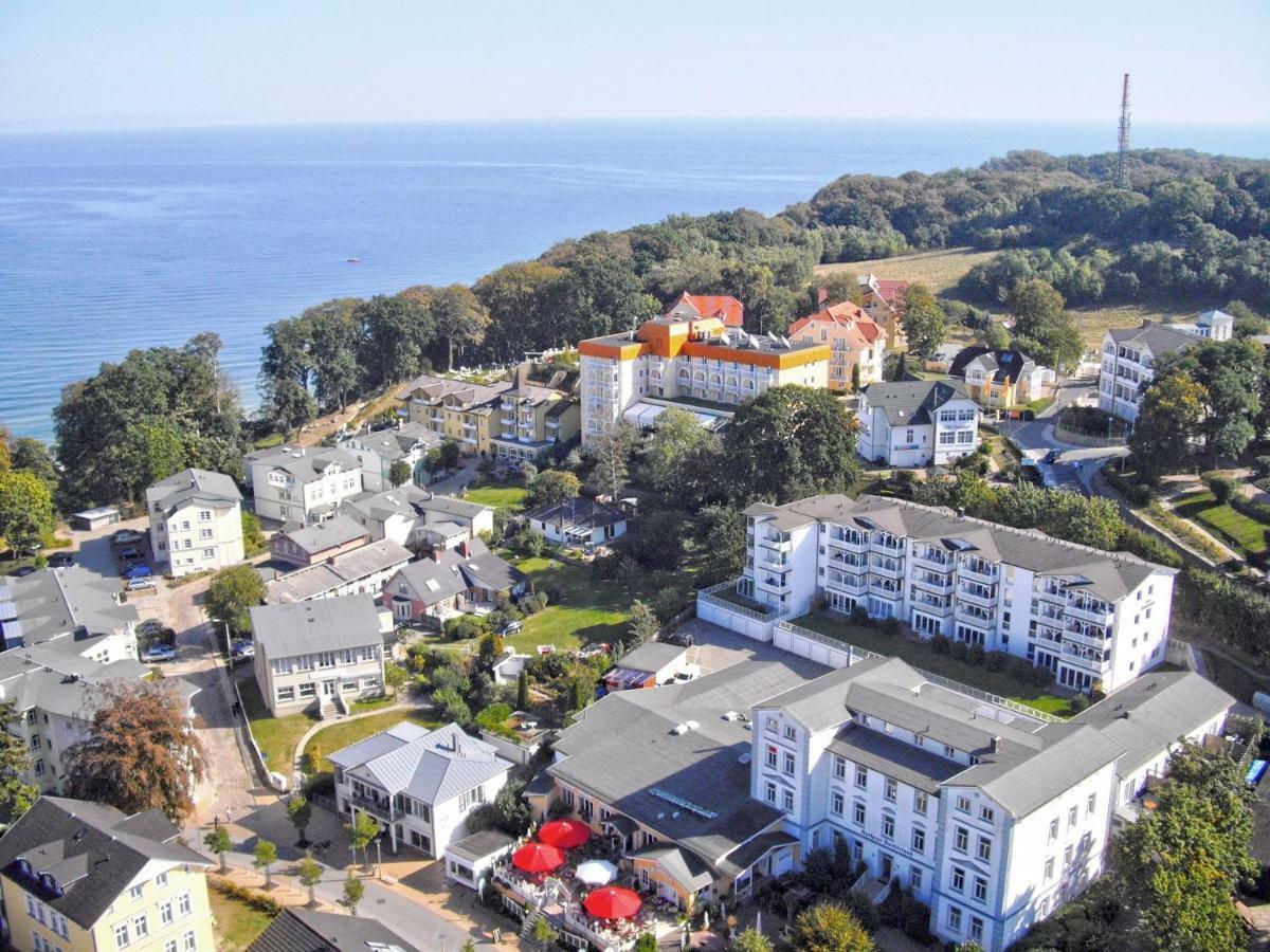 Im Ostseebad Goehren In Strandnaehe, Kurhaus Nordstrand,naehe Binz Und Sellin *